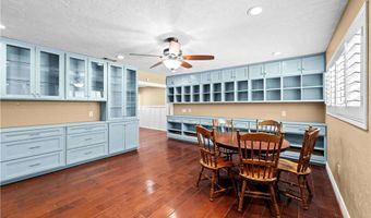 19989 Cronese Ln, Apple Valley, CA 92308