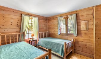 1048 Cottage Rd, Averill, VT 05903