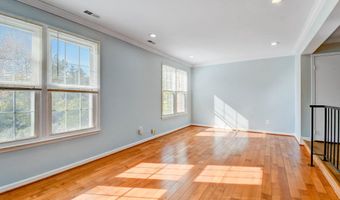 4472 RUGGLES Ct, Annandale, VA 22003