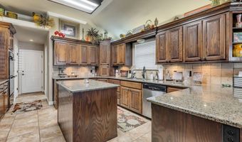 1518 Pecan Pl, Andrews, TX 79714