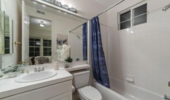 2216 Blossom Hill Ln, Escondido, CA 92029