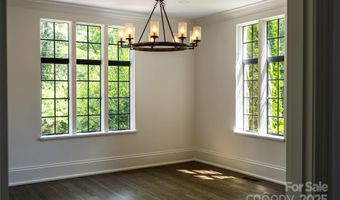 72 Windsor Rd, Asheville, NC 28804