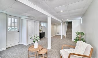 5331 Vine Ave, Affton, MO 63123