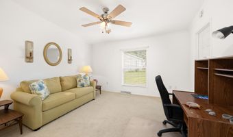 504 WEAVER Dr 504, Dover, DE 19901