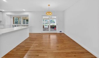 9902 CARNEGIE Ter, Bethesda, MD 20817