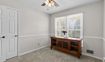 202 Edgewood Dr, Bardstown, KY 40004