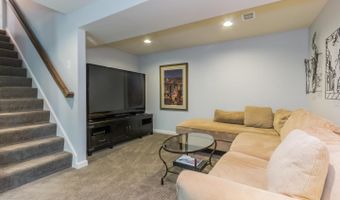 5336 WAPAKONETA Rd, Bethesda, MD 20816