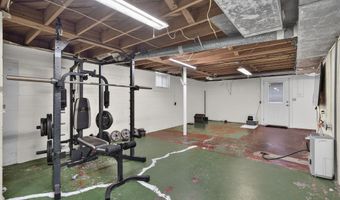 379 NE Morningside Ln, Abingdon, VA 24210
