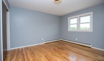 35 McAlpin St 6, Albany, NY 12209