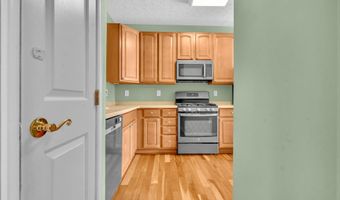 5033 WOODS LINE Dr 17, Aberdeen, MD 21001