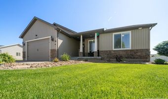 5577 Cottontree Ln, Ammon, ID 83406