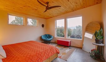 169 Coyote Loop, Arroyo Hondo, NM 87513