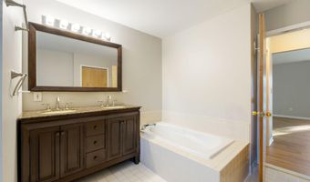 427 Ryan Rd, Ann Arbor, MI 48103