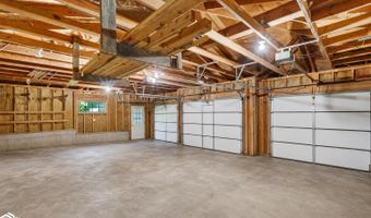 2410 State Ave, Ames, IA 50014