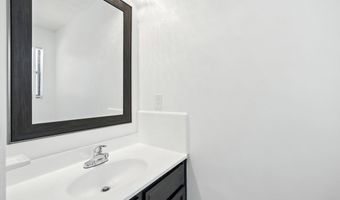 1915 MAIN St, Atlantic Beach, FL 32233