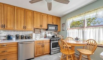 21 Liberty St, Andover, NJ 07801