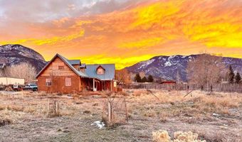 71 Calle Martinez, Arroyo Seco, NM 87514