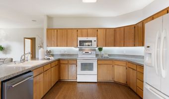 8712 SW WAKKILA Ter, Beaverton, OR 97007