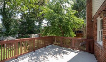5813 FIFER Dr, Alexandria, VA 22303