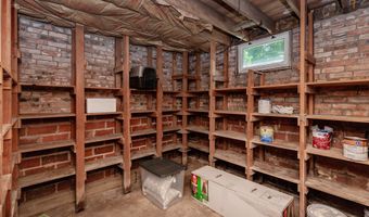 605 Cottage St, Adel, IA 50003