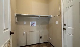 3308 Burgett St, Carlsbad, NM 88220