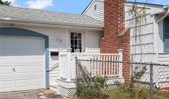 75 Autumn St, Cranston, RI 02910