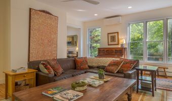 7 Greenway Ct, Bar Harbor, ME 04609