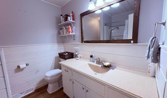 621 Hwy 62 W, Ash Flat, AR 72513
