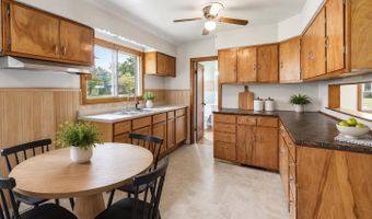 1230 E FREMONT St, Appleton, WI 54915
