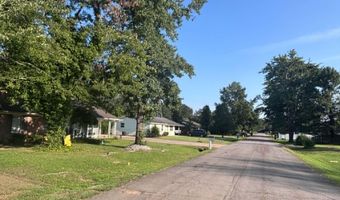 305 Kenwood Dr, Amory, MS 38821