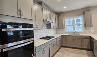 7994 Humie Olive Rd, Apex, NC 27502