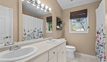 194 Council Rock Rd, Cranston, RI 02921
