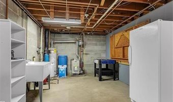 32814 Spunk Tree Cir, Avon, MN 56310