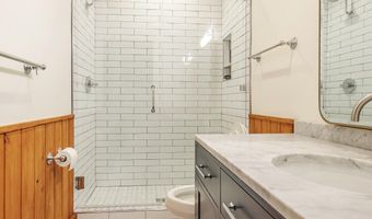 58 S Point Dr, Alexander City, AL 35010