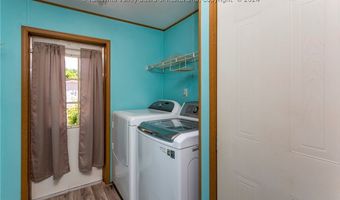 709 Waugh Branch Rd, Barboursville, WV 25504