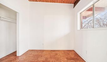 4333 AMERICANA Dr 203, Annandale, VA 22003