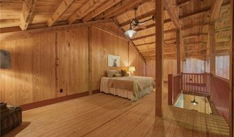 1103 Apple Pie Ridge Rd, Alto, GA 30510
