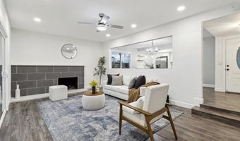 1204 E El Norte Pkwy, Escondido, CA 92027