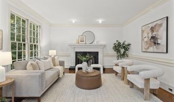3835 Spalding Blf, Peachtree Corners, GA 30092