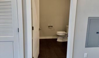 1 FLAGSHIP St 415, Bayonne, NJ 07002