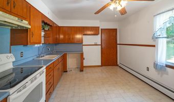 921 Altamont Voorheesville Rd, Altamont, NY 12009