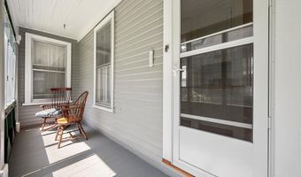 89 Parkview Ave, Bangor, ME 04401