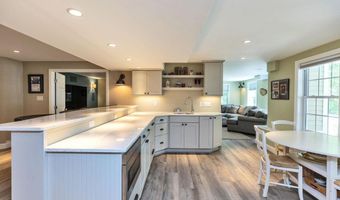 54 Pasture Rd, Auburn, NH 03032