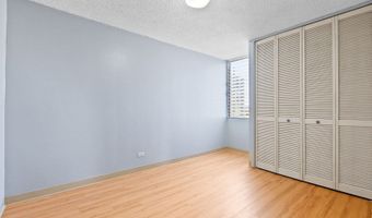 1031 Ala Napunani St 401, Honolulu, HI 96818
