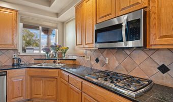 650 BARNETT Rd, Bosque Farms, NM 87068