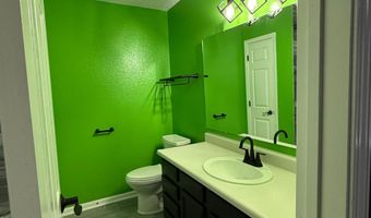 892 Millbrook Dr, Avon, IN 46123