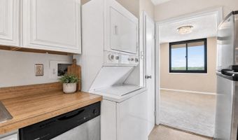 7420 WESTLAKE Ter B-1406, Bethesda, MD 20817