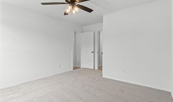 8057 Chesapeake Trl, Bauxite, AR 72011