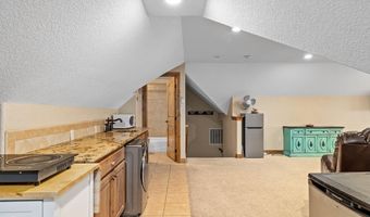 7510 HAWTHORNE Dr, Cheyenne, WY 82009