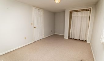 105 S Dubuque St, Albion, IA 50005